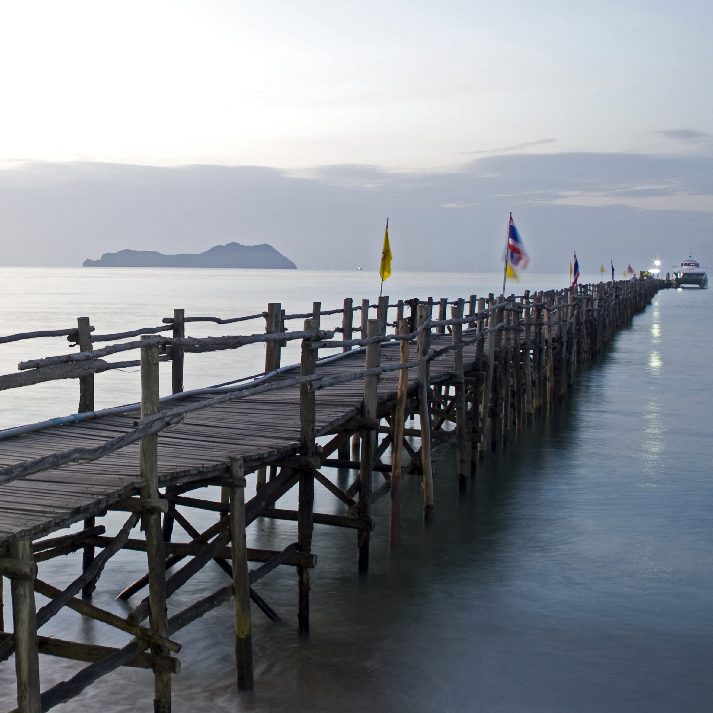 Surat Thani Airport to Koh Samui